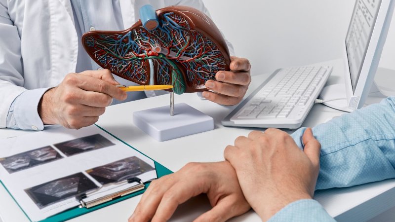 FÍGADO GORDUROSO: O QUE CAUSA, COMO REVERTER E A DIETA QUE REALMENTE FUNCIONA (NAFLD/NASH)