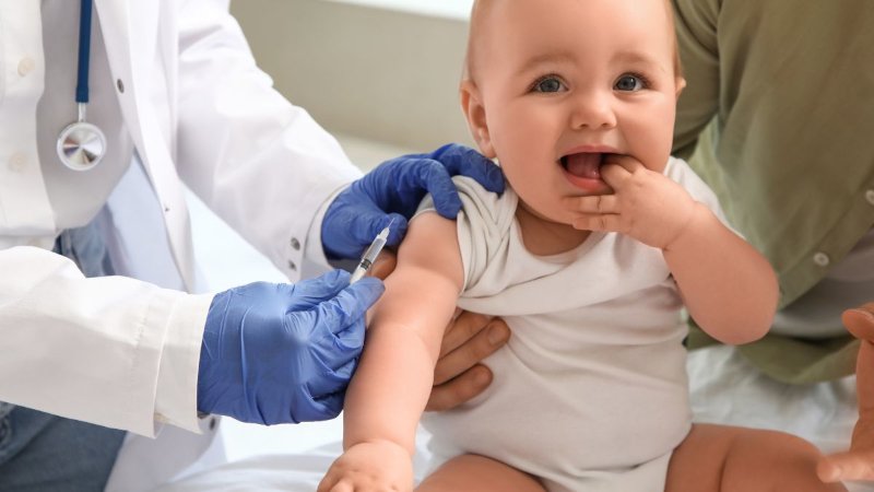 💉 Reações à Vacina:  O Que é Normal, O Que Não É e Quando Procurar Ajuda