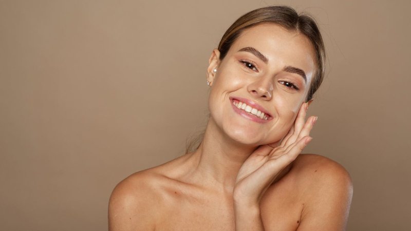 Acne, Autoestima e Marcas na Pele: Como Voltar a Se Sentir Bem