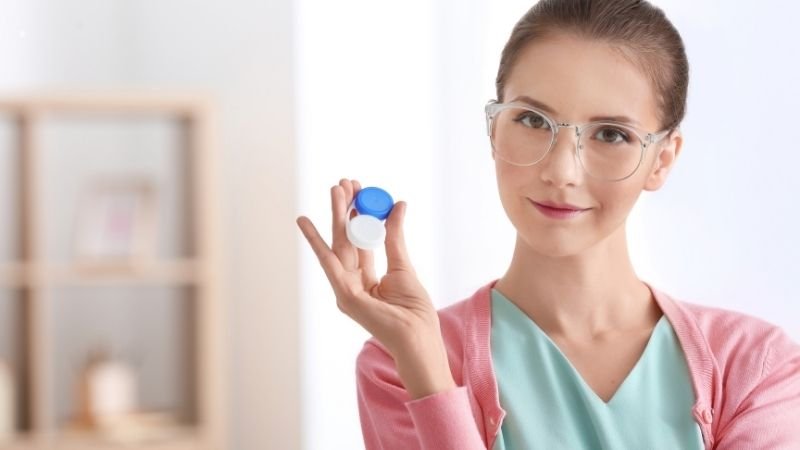 Sinais de Que Você Precisa Trocar Seus Óculos ou Lentes