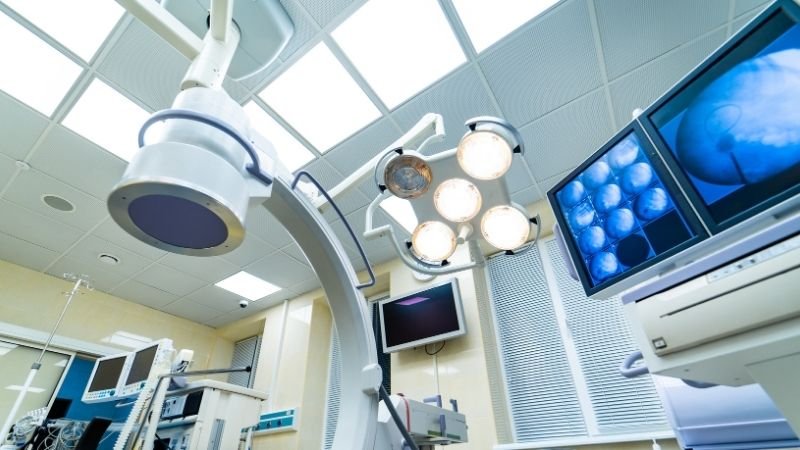 Como a Inteligência Artificial Já Está Transformando Hospitais na Prática